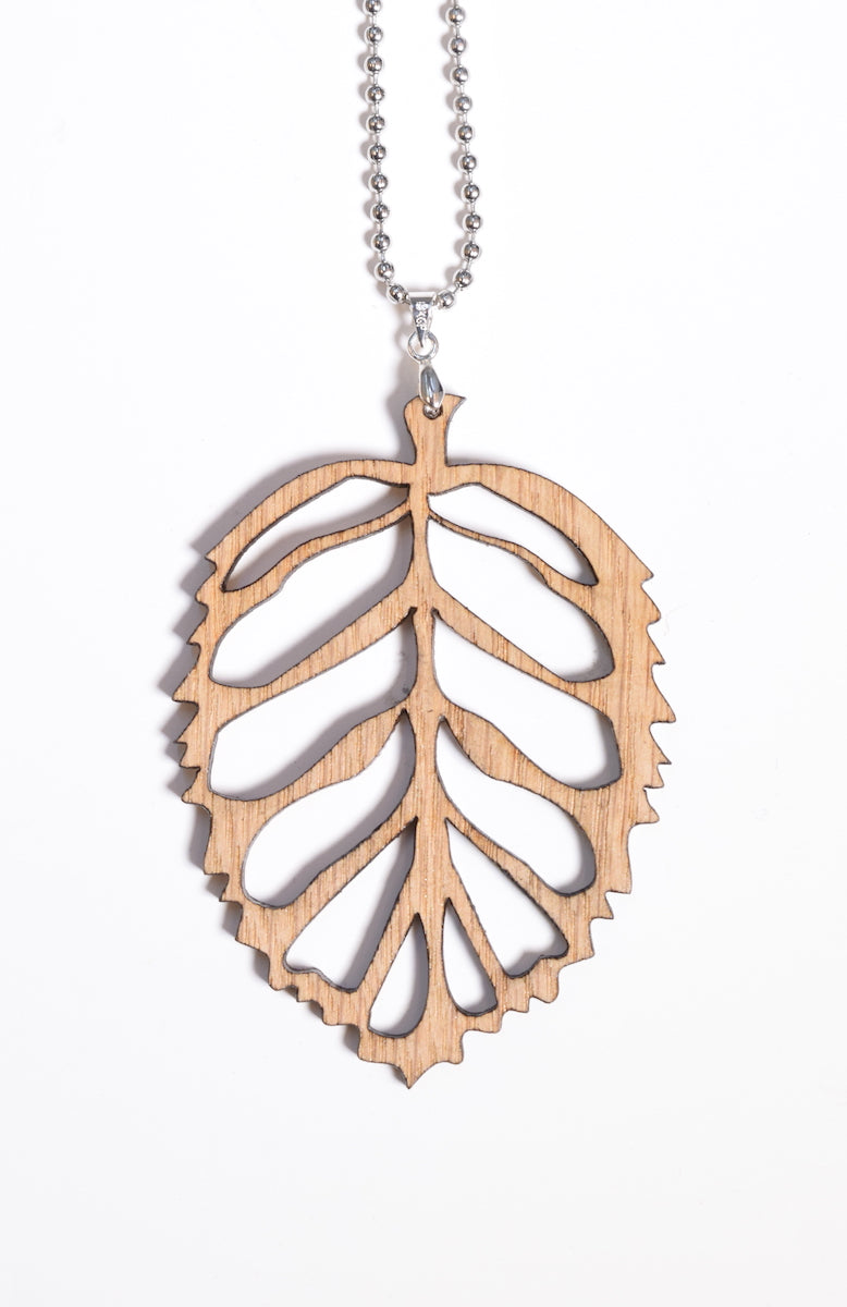 Leaf Necklace Oak