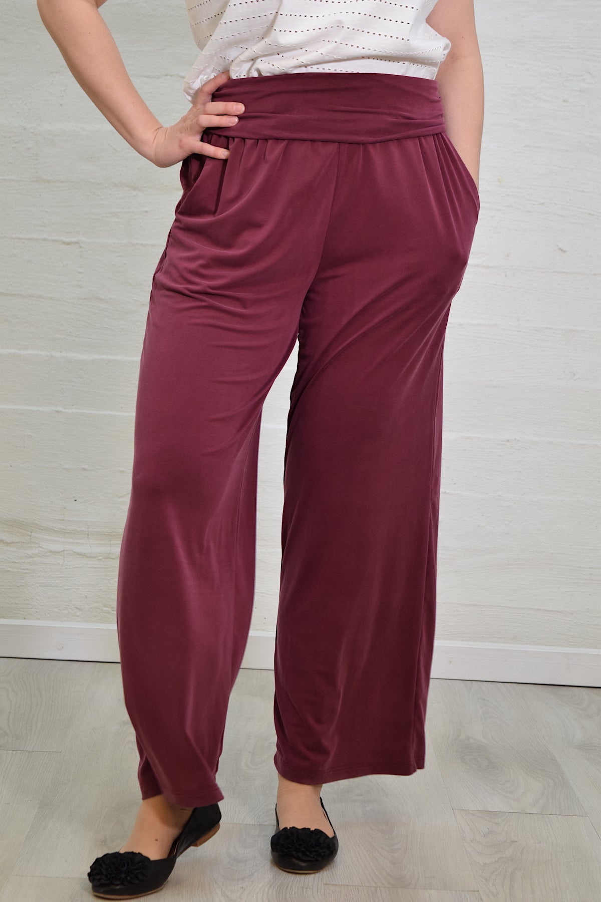 Linen pants, plum