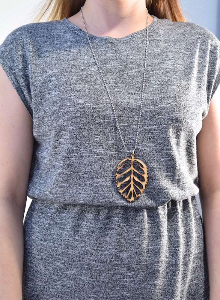 Leaf Necklace Oak
