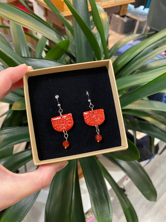 Hehku Korvakorut Punainen