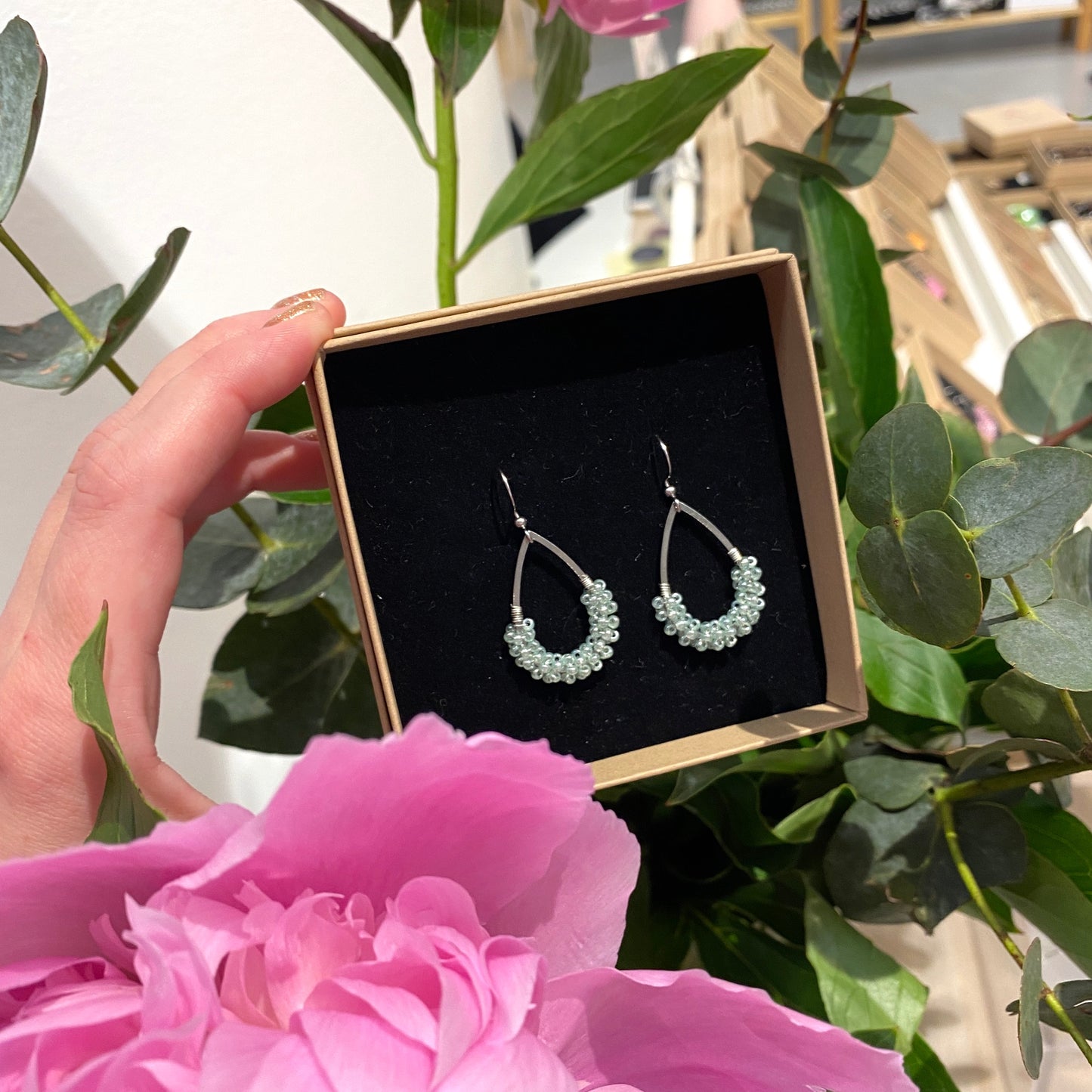 Glas Drops Örhängen ljusgröna