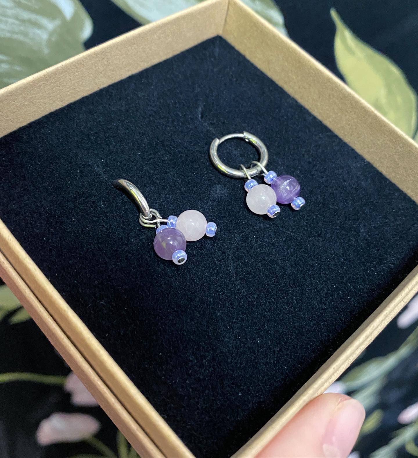 Aleksiina Design Perla- Korvakorut lila