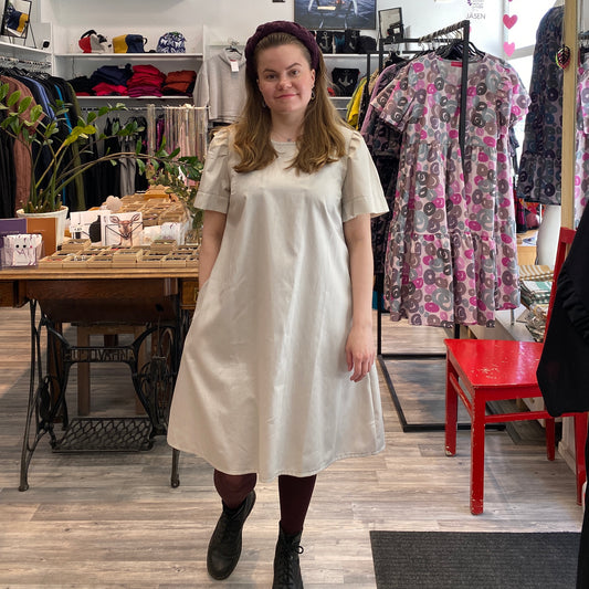 Roosa Mekko Vaaleanharmaa