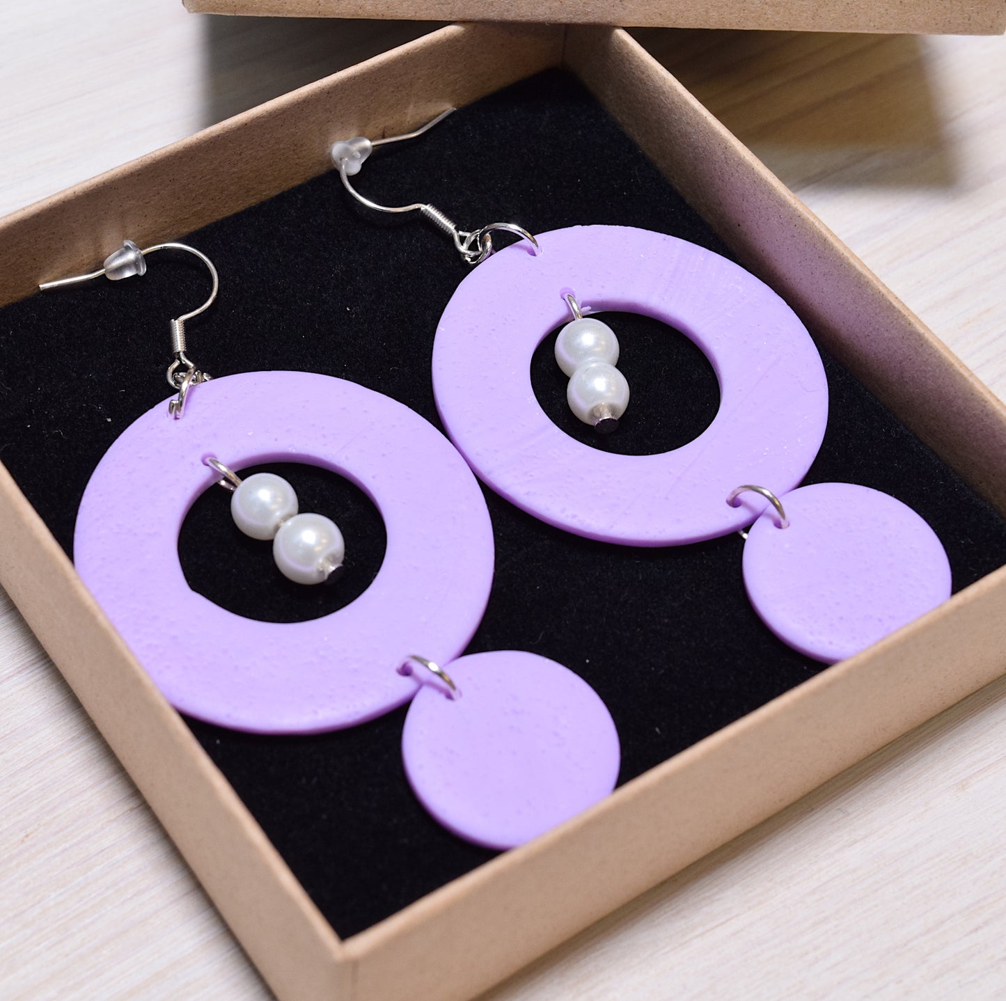 Ellipse earrings with beads, purple