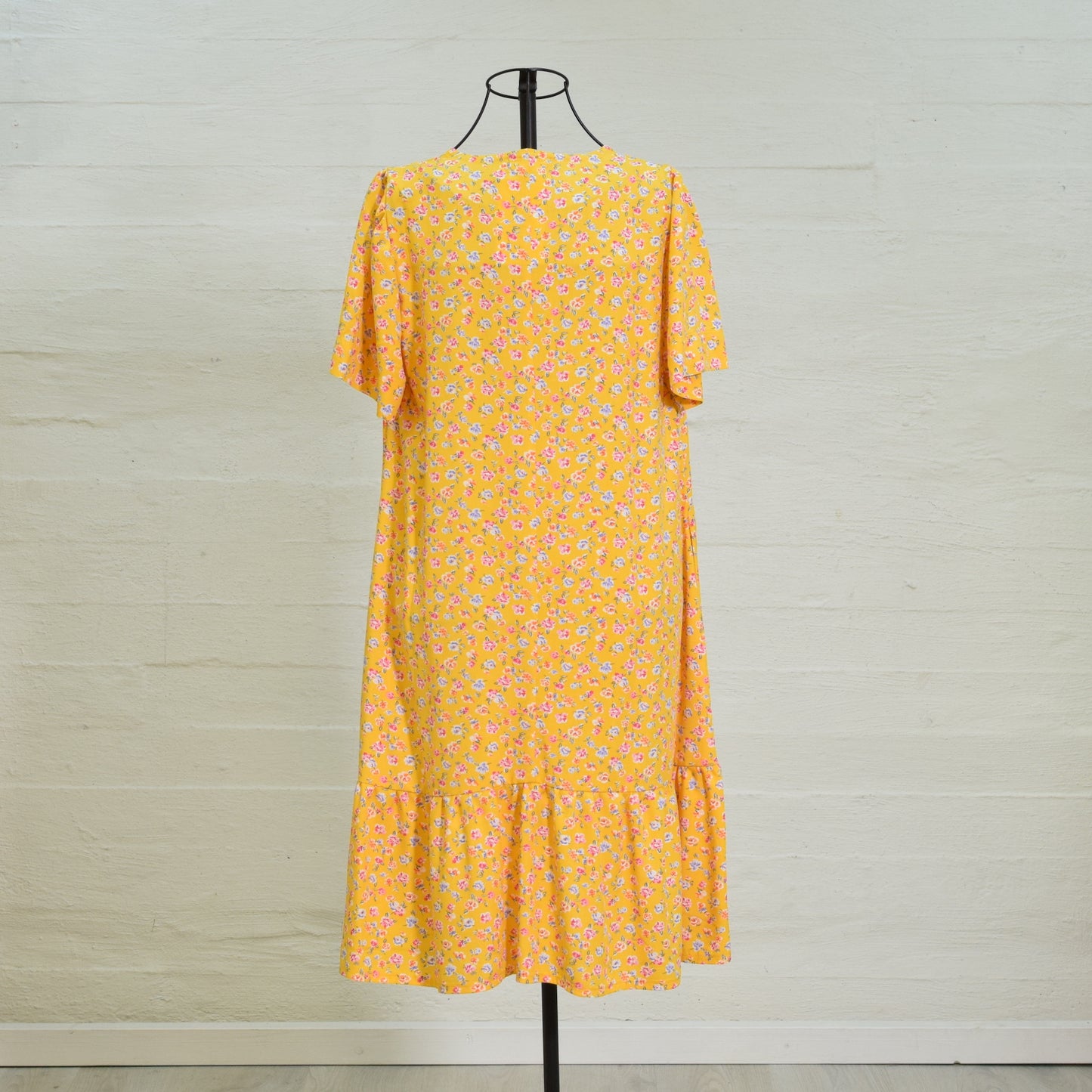 Aleksiina Design Kara mekko keltainen