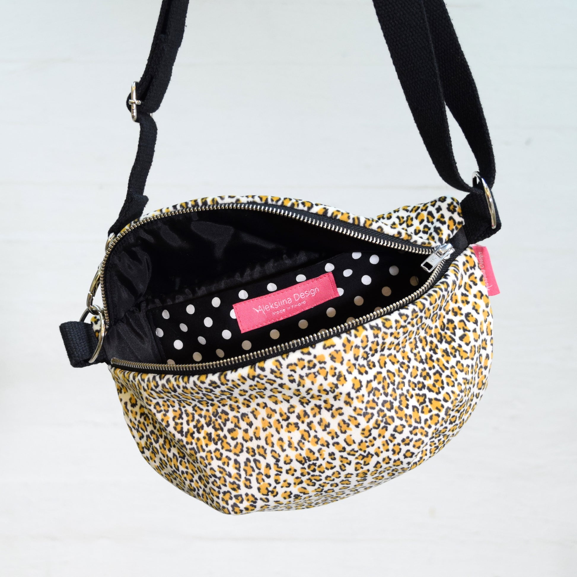 Aleksiina Design Olga Crossbody laukku, leopardi
