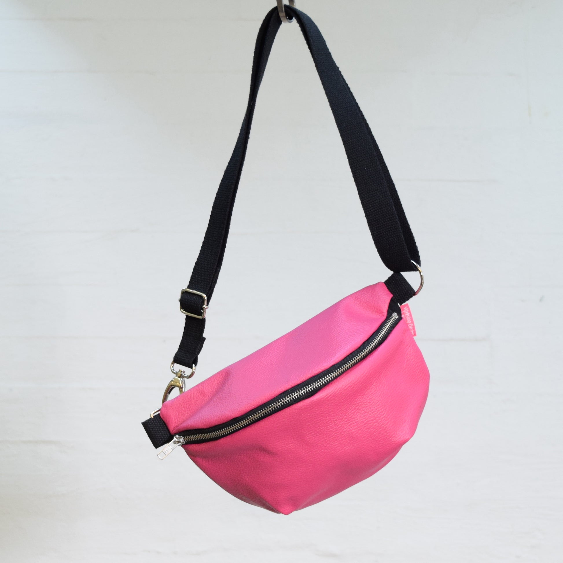 Aleksiina Design Olga crossbody -laukku nahkaa pinkki