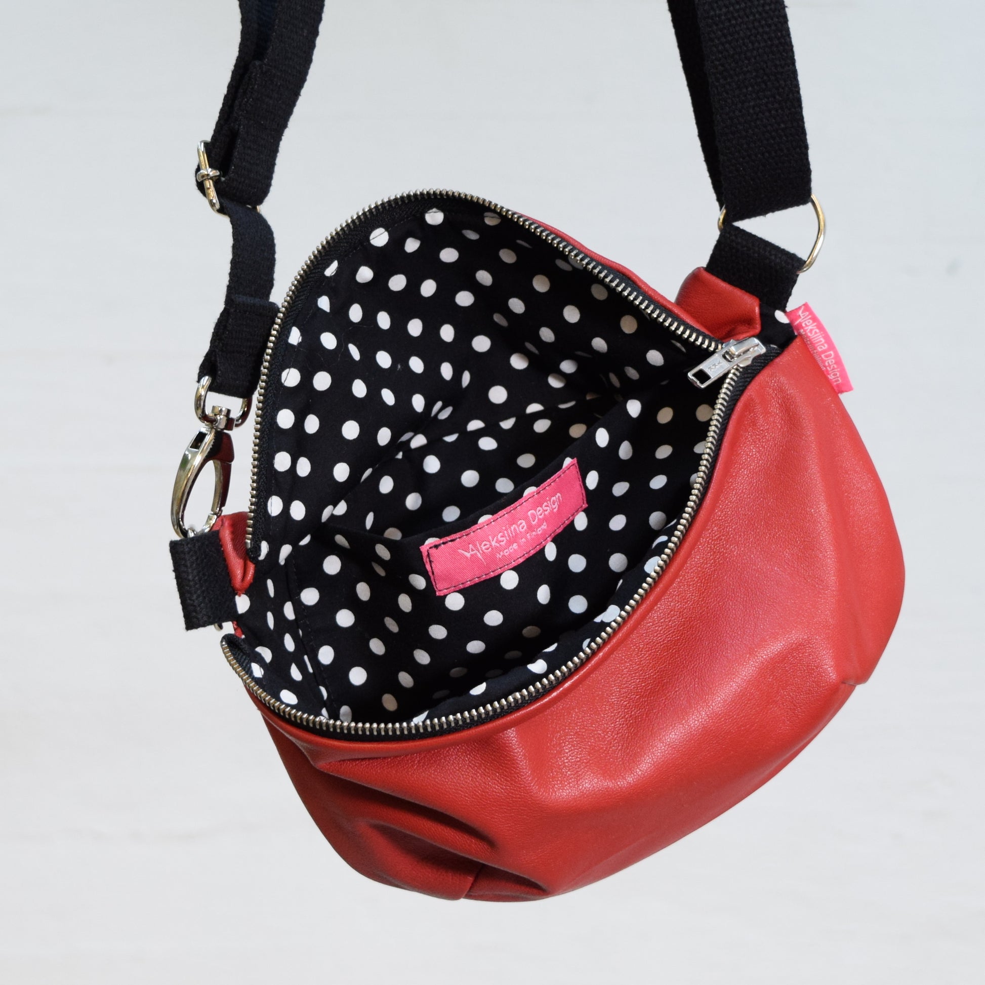 Aleksiina Design Olga crossbody -laukku nahkaa punainen