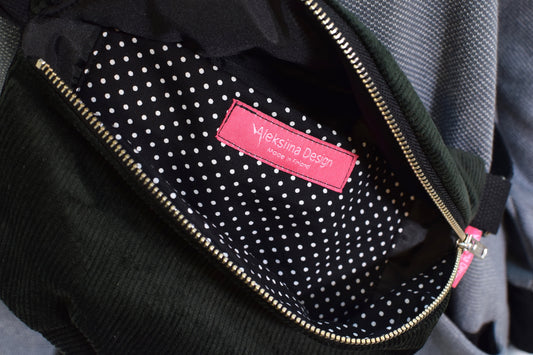 Olga crossbody -laukku vakosametti, vihreä