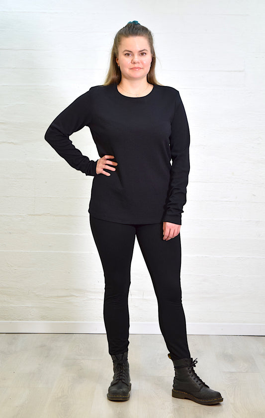 Aleksiina Design Viima merinovillapaita musta