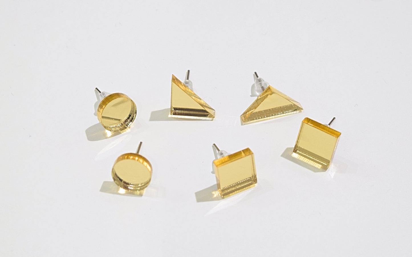 Basic Shape Stud Örhänge Guld Spegel Cirkel
